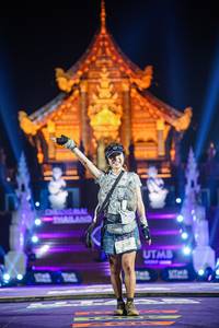 BIB: 339
                            <button type="button" onclick="openModal(22647020)" class="btn btn-primary btn-sm float-right btn-popup" data-toggle="modal" data-target=".modal-high-quality">
                        <i class="fas fa-shopping-cart"></i> Add to Cart
                    </button>
                                            <button type="button" onclick="isThisMe(22647020, true)" class="btn btn-success btn-sm float-right btn-popup btn-isme hidden" data-toggle="tooltip" data-placement="bottom" title="นี่คือรูปของคุณใช่ไหม คลิกที่นี่เพื่อเอาเข้าอัลบั้ม">
                        <i class="fas fa-plus"></i> Add to album
                    </button>
                    <button type="button" onclick="isThisMe(22647020, false)" class="btn btn-warning btn-sm float-right btn-popup btn-isnotme hidden">
                        <i class="fas fa-ban"></i> Remove from album
                    </button>